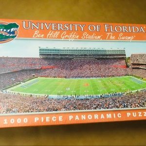 •NEW•University Of Florida Ben Hill Griffin Stadium The Swamp 1000 Piece Puzzle